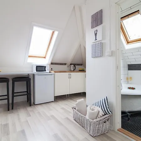 Apartment Studios