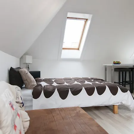 Studios Apartment